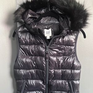 GAP Puffer Vest XS with Hood